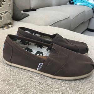 Toms Women’s Size 6 Brown